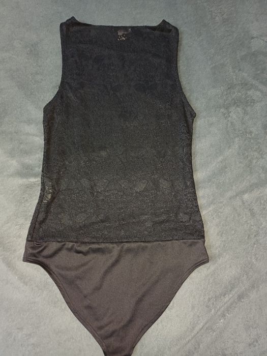 Бюстиета,потници,бодира - S,M