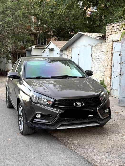 Продам Lada Vesta 1.8 АТ (2019 год) в отличном состоянии!