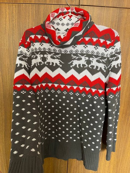 Продаётся свитер