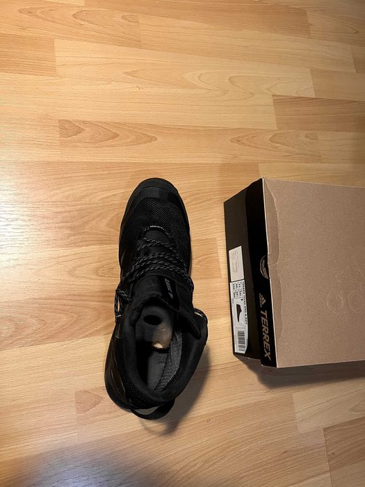 Bocanci drumeție Adidas Terrex