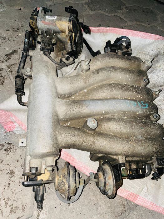 Впускной колектор