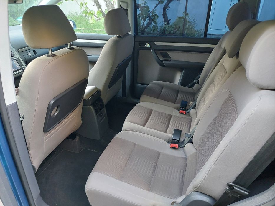 vw touran an  2007 ,2.0 tdi
