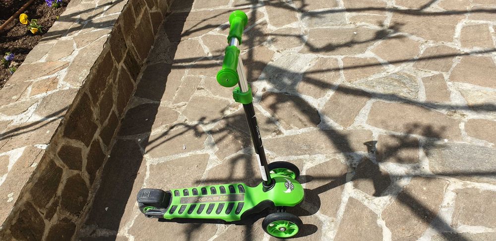 2бр. Тротинетки на три гуми