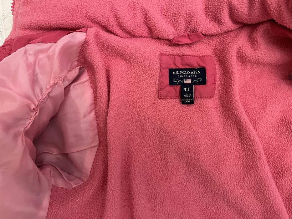 Отдам бесплатно куртку на девочку