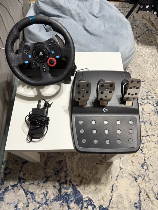 Volan Logitech g29 cu pedale