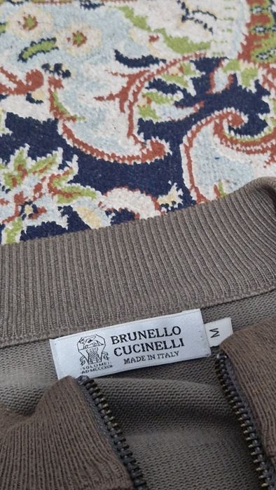 Продается зипка оригинал от brunnelo cucinelli есть обмен