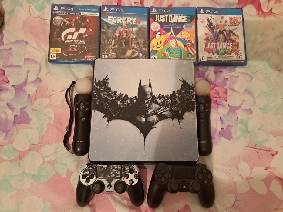 PS4 Slim 1TB+4 игр+2 мува