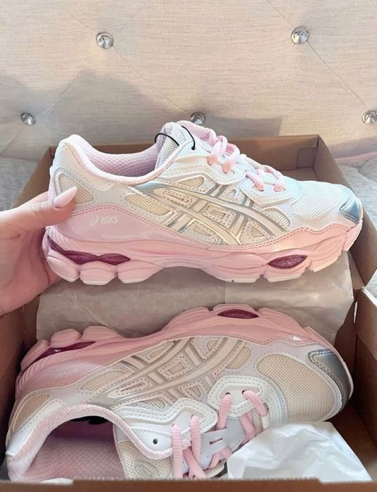 Прозрачна лепенка за обувки