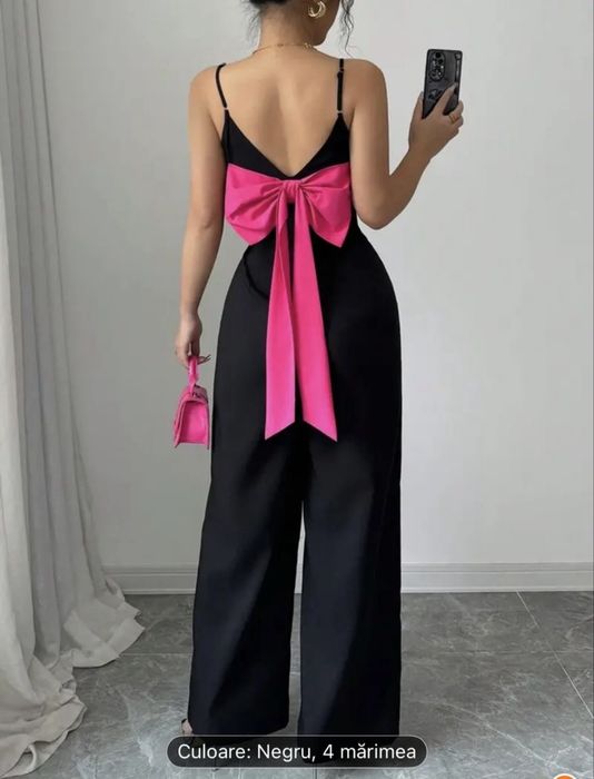 Salopeta negra eleganta cu decolteu in V ,fara maneci cu funda