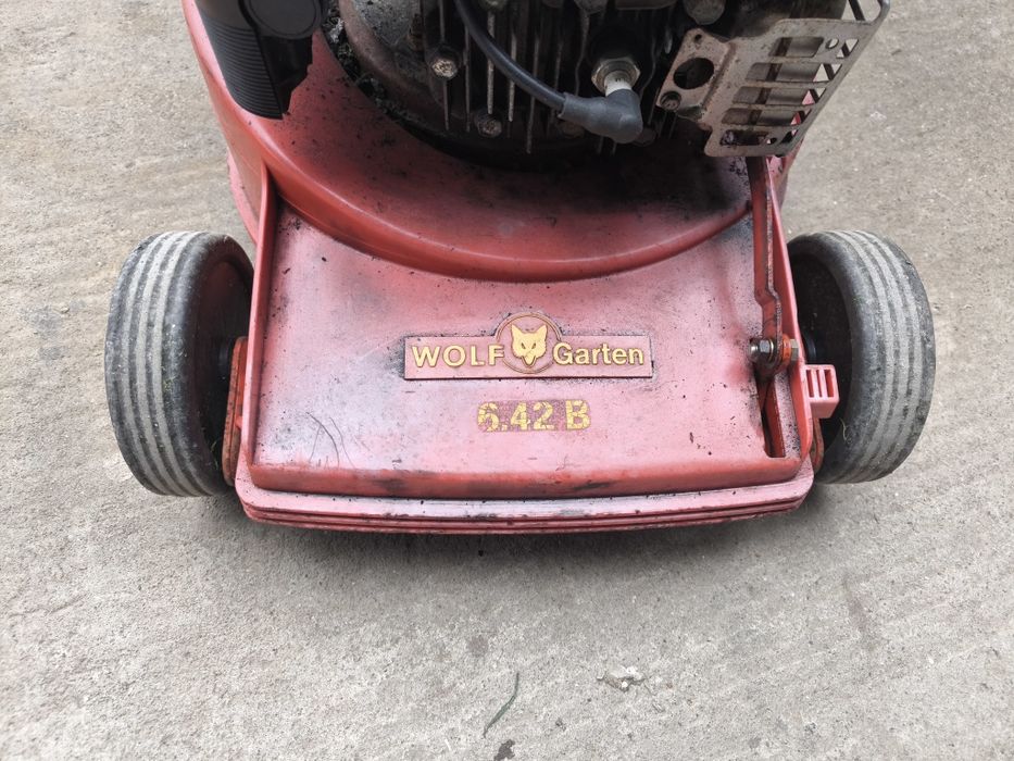 Бензинова косачка