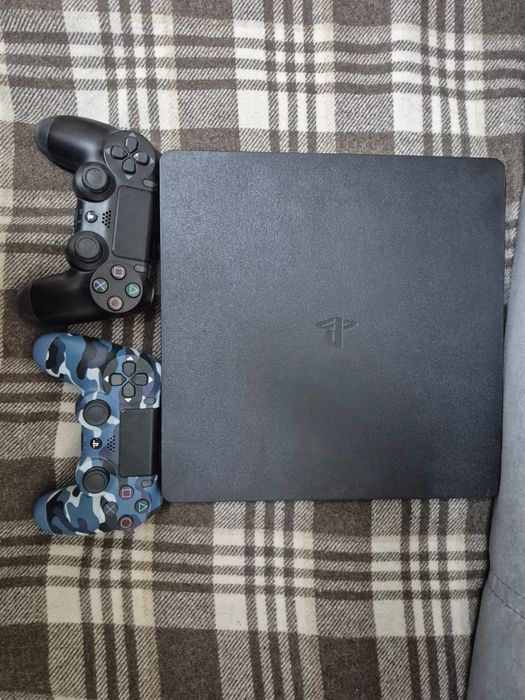 Продам playstation 4