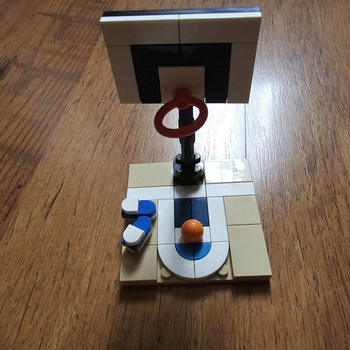 Зглобено оргинално лего.