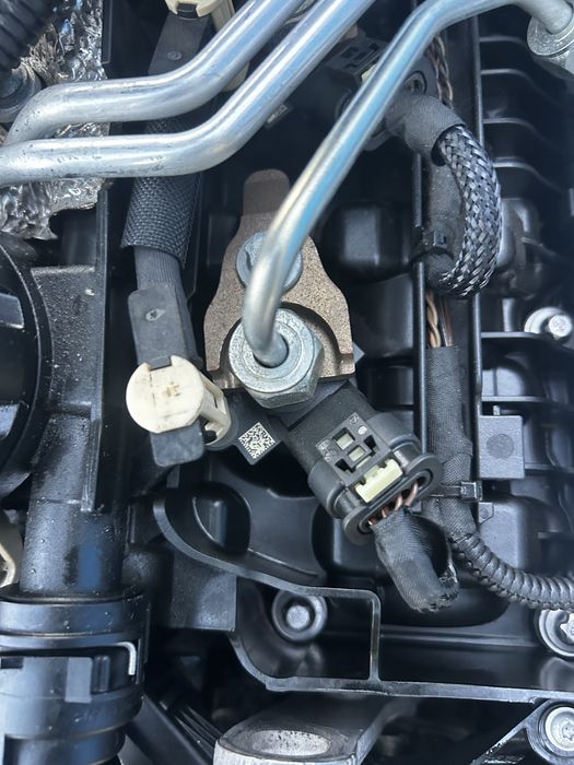 Injectoare BMW G20 B57 3.0 D Mild Hybrid 2021