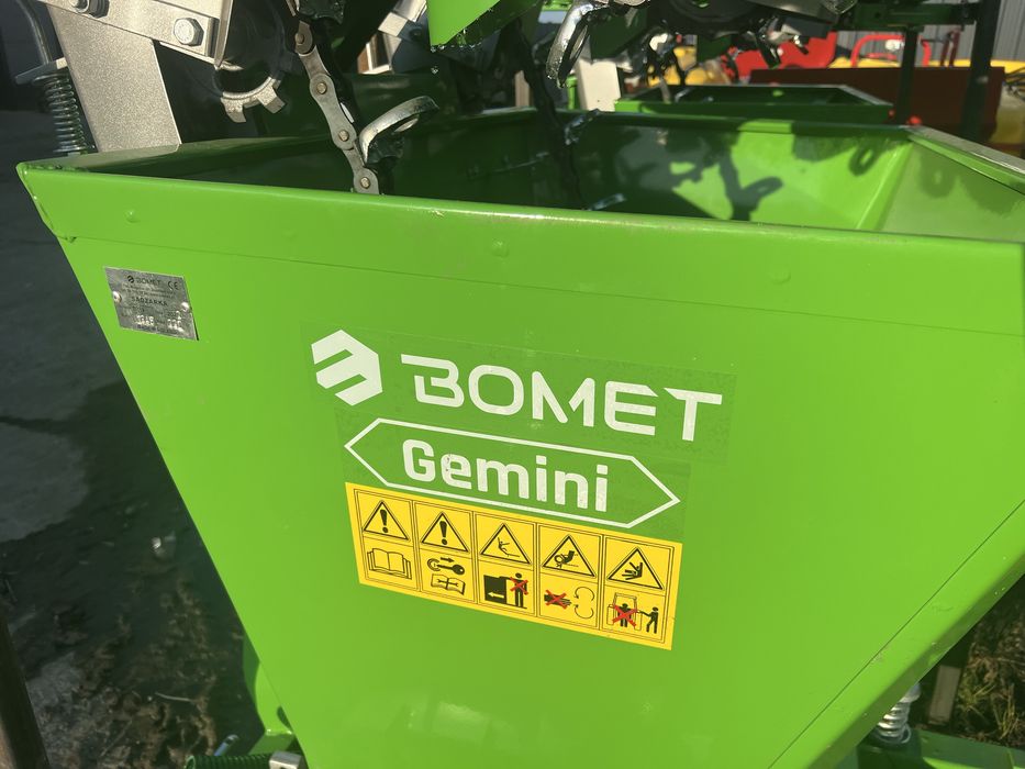 Piese semănătoare cartofi Bomet fertilizare