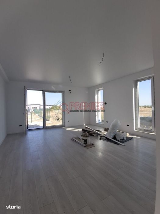 Casă 4 camere - 82,9 mp utili + 13,85 mp terasa - Vidra - Berceni -