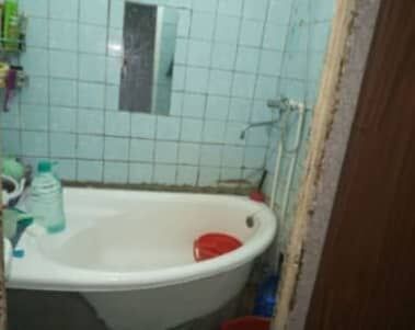 Srochna kvartira sotiladi 2xona