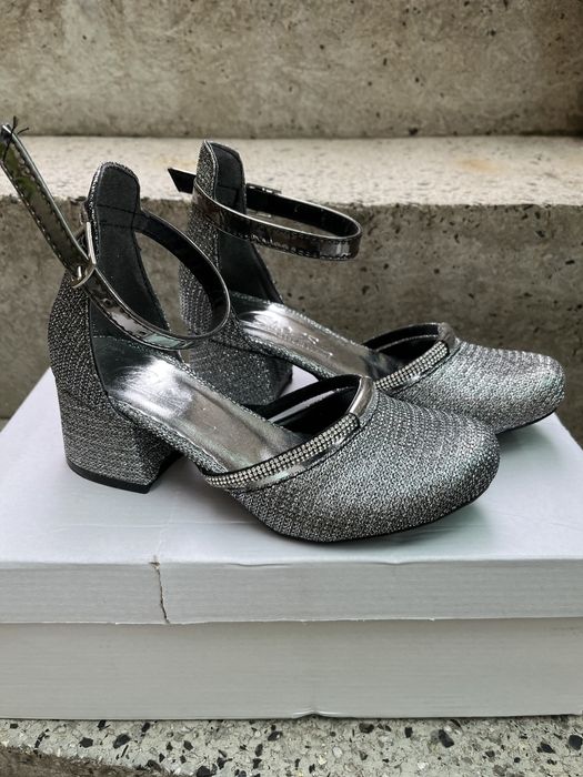 Официални обувки на ток-детски 31,32,33,34,35,36 номер