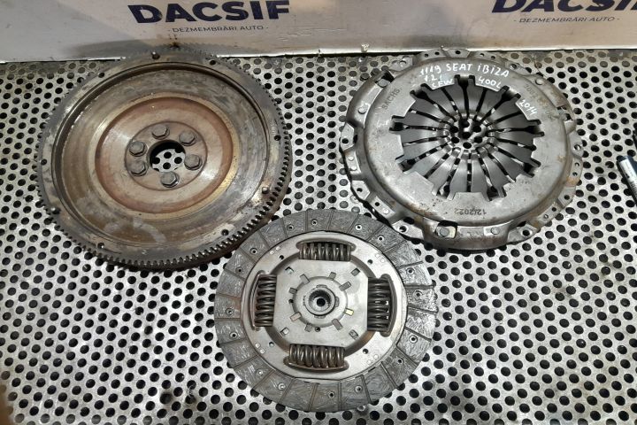 Kit ambreiaj 3082634054 3082634054 Seat Ibiza a 4-a generatie (faceli