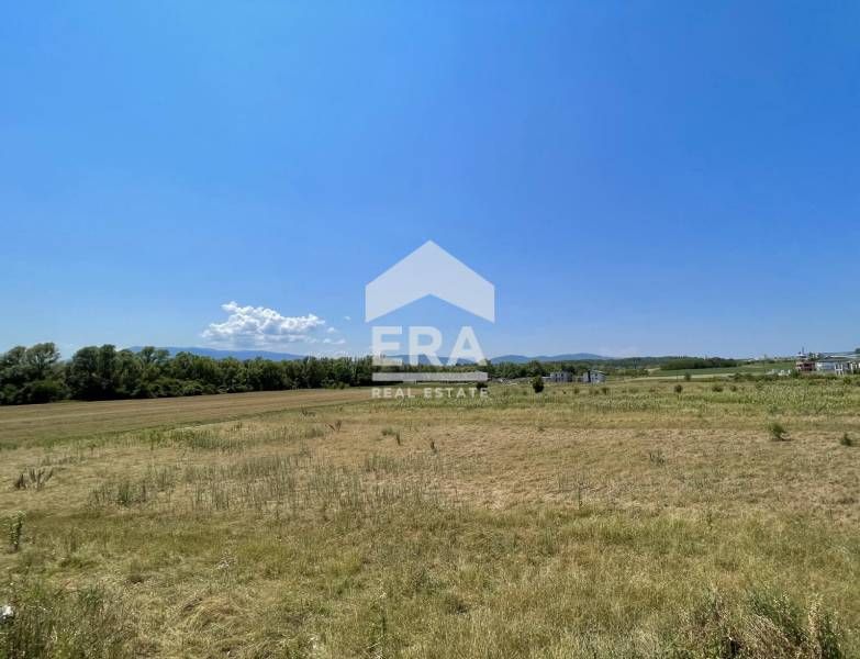 Продава се Парцел в Божурище - 566 кв.м за 186 €/кв.м - Снимка #1