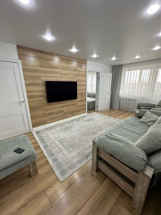 4-комнатная квартира с отличным ремонтом в микрорайоне Западный!