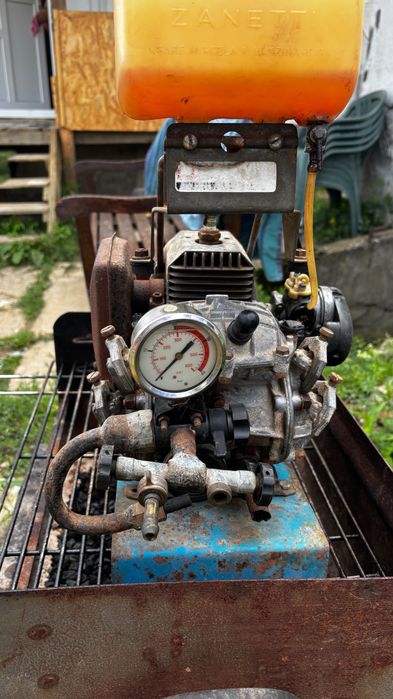 Motopompă pentru erbicidat