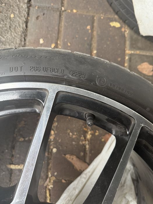 Диски с резиной Мерседес R20 Mersedes