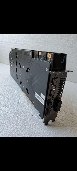 Видео карта ASUS STRIX GeForce GTX 1080 Ti 11GB GAMING  3бр. нови вент