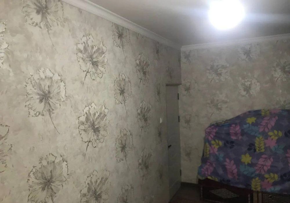 Юнусабад 12 квартал 2/1/4 (50²) продаётся квартира