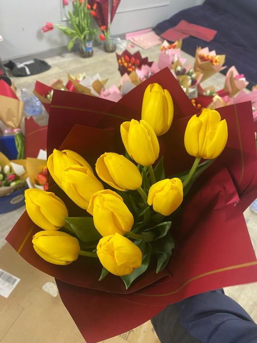 Тюлпан с букетом  500тг