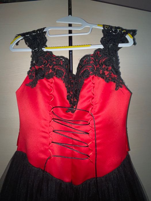 Rochita lunga eleganta