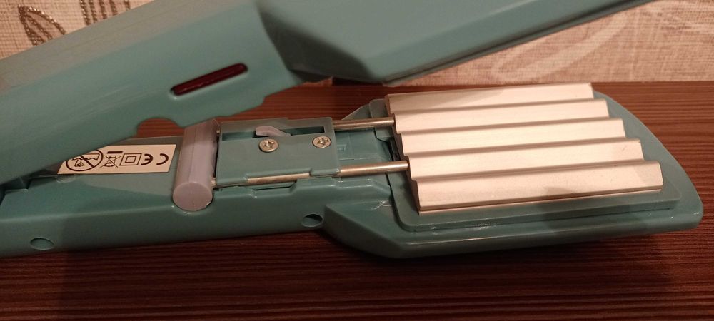 Выпрямитель и гафре 2в 1