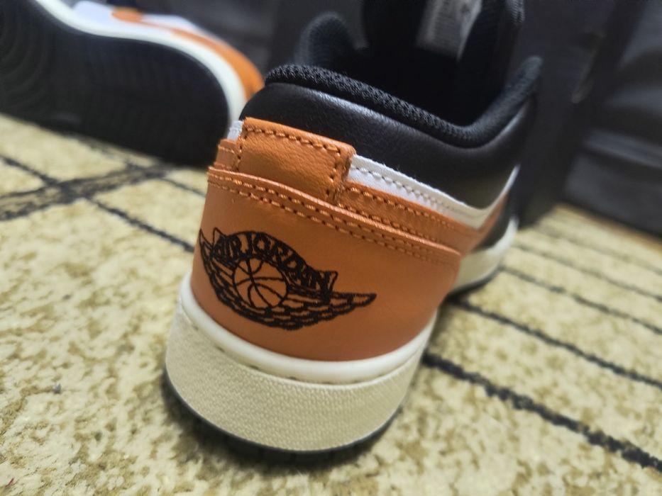 De  vânzare urgent ,Jordan 1 low