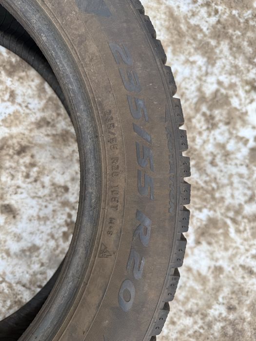 Pirelli Ice Zero 235/55/R20