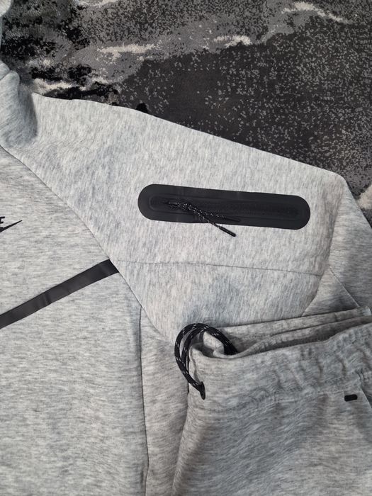 Nike Tech Fleece