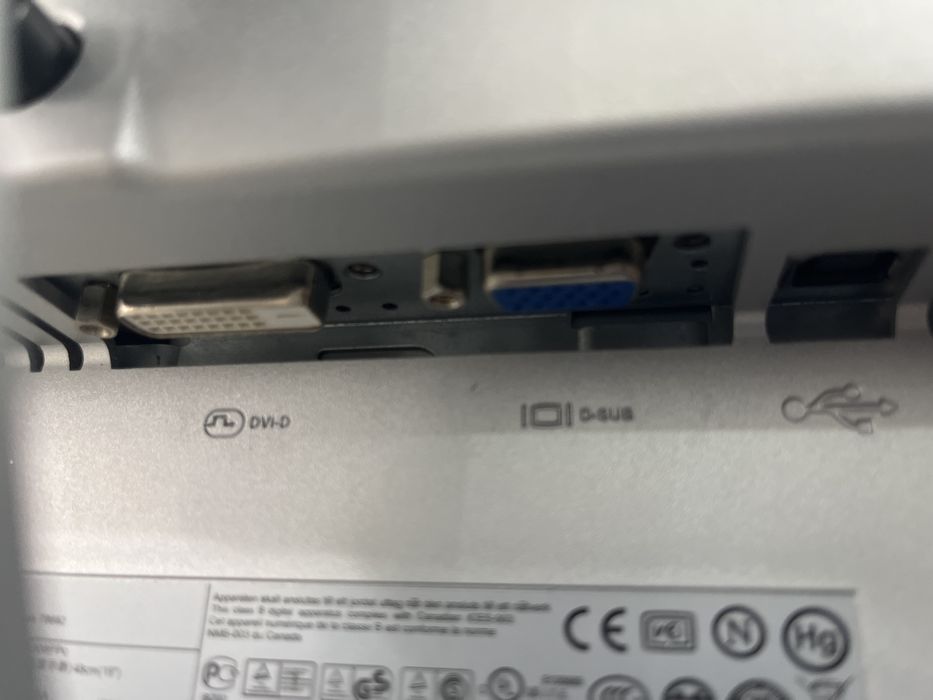 Монитор 19" Dell 1908FP (в рабочем состоянии)