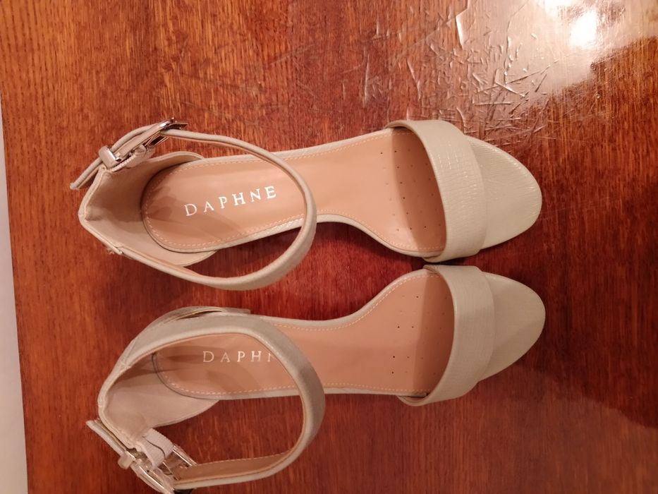 Женская обувь новая