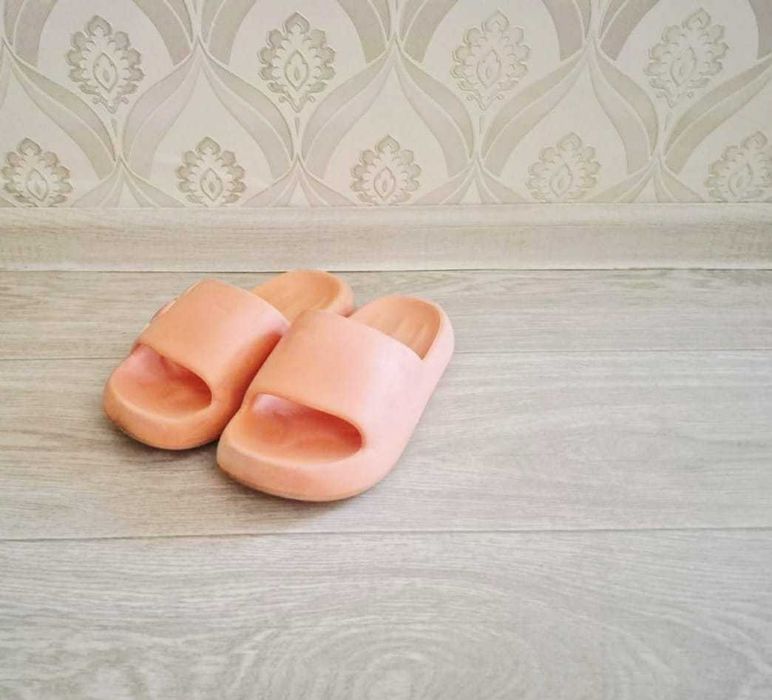 Продам 7 пар обуви размер 39