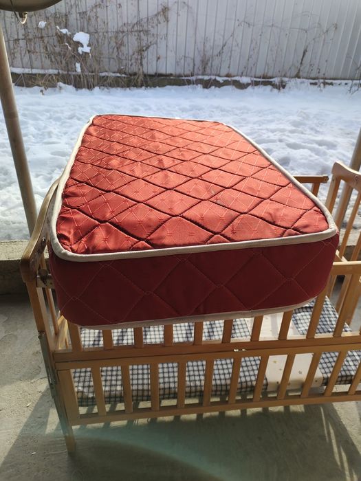 Продам детскую манеж