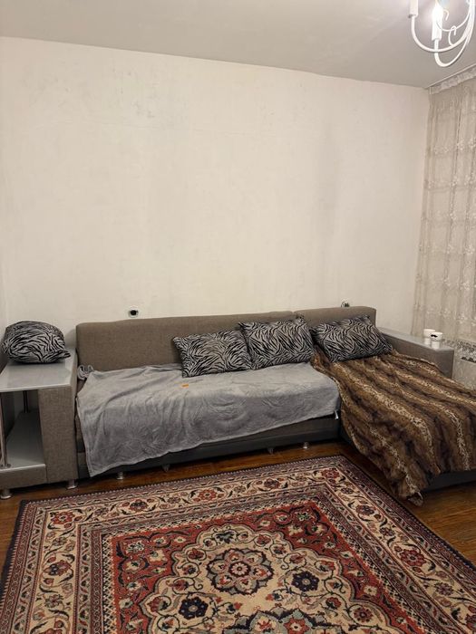 Продам диван б/у