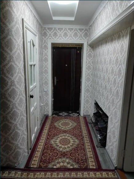 Срочно Продаётся Мирабад Саракулька 3/2/4 ремонт средний  с мебелью !