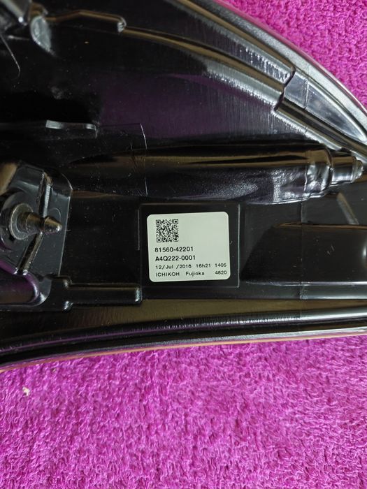 Задние фонари Toyota Rav4