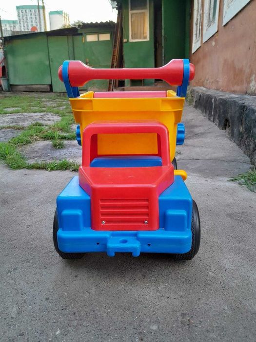 детский самосвал