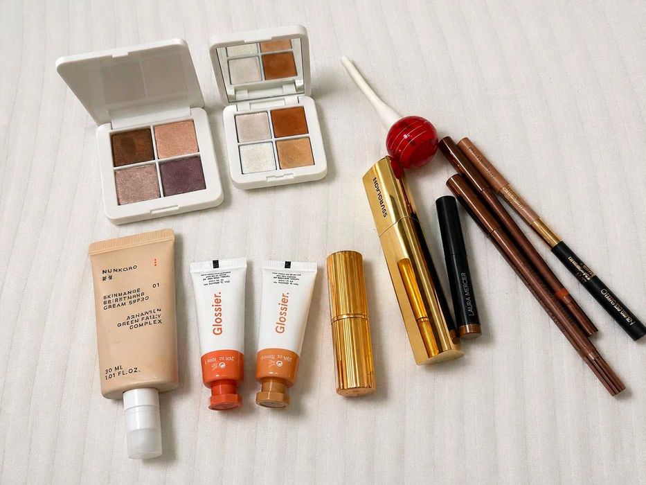 Estee Lauder, Hourglass, и тд продам косметику