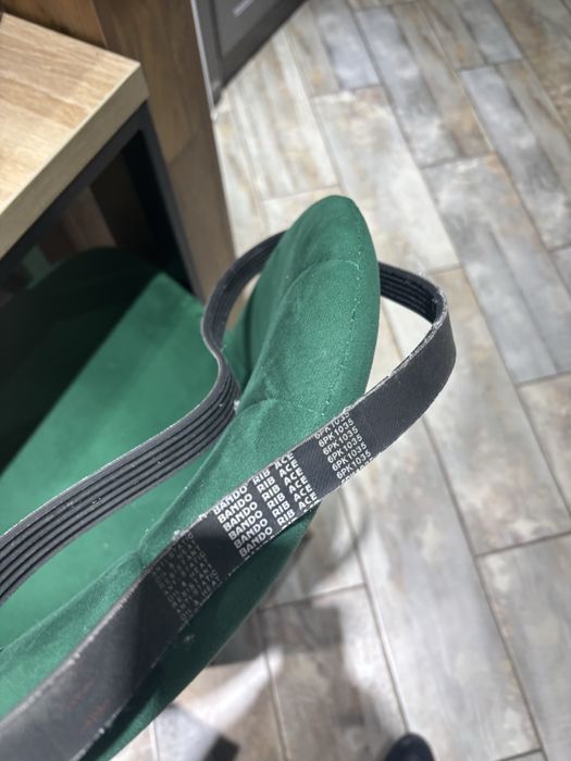 Авто запчасти продам ремень грм