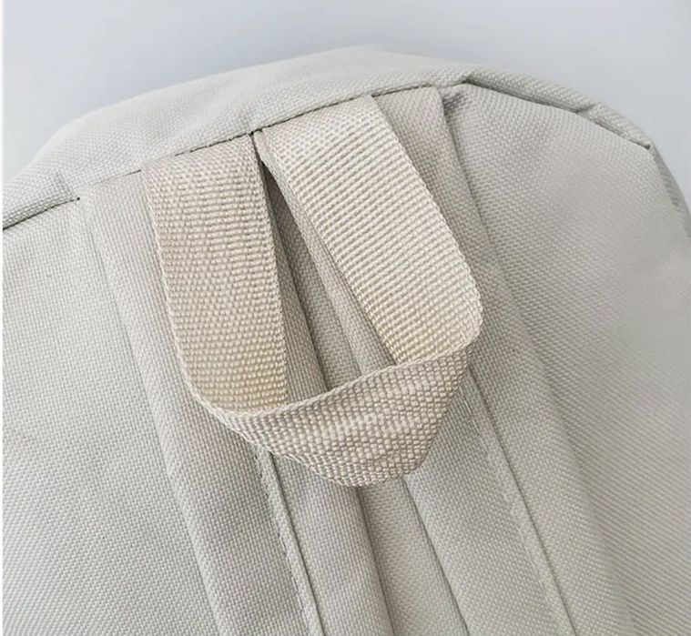 Модерна бежово раница с надпис Fashion- практична и стилна