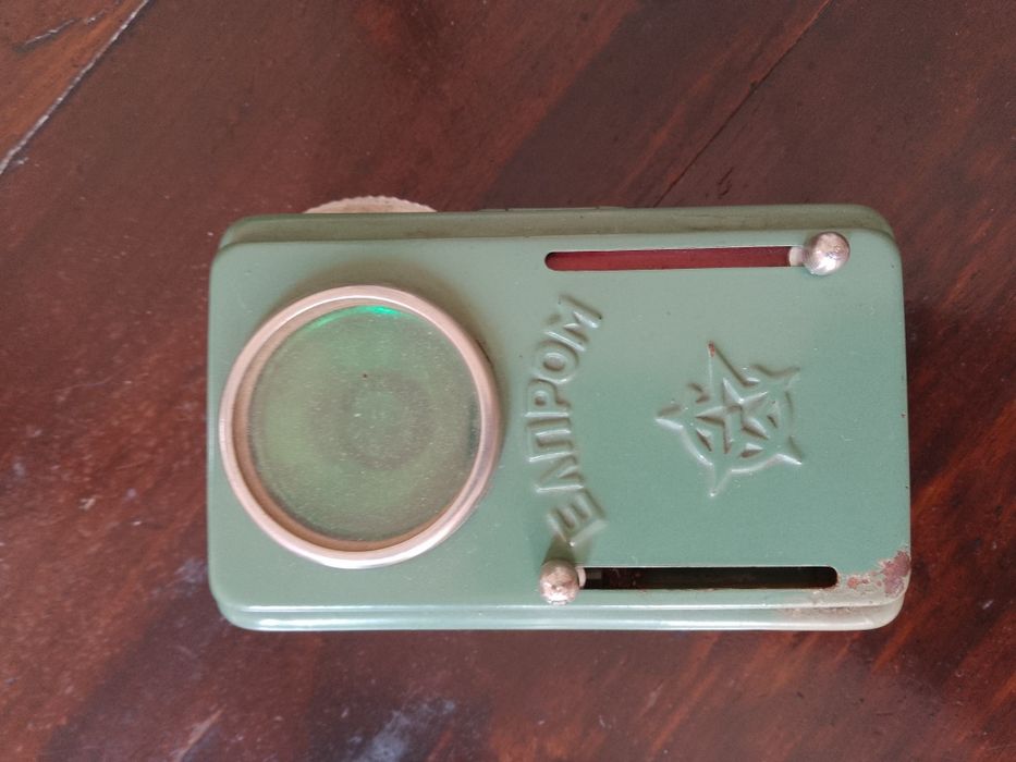 Сигнален фенер червена/зелена светлина