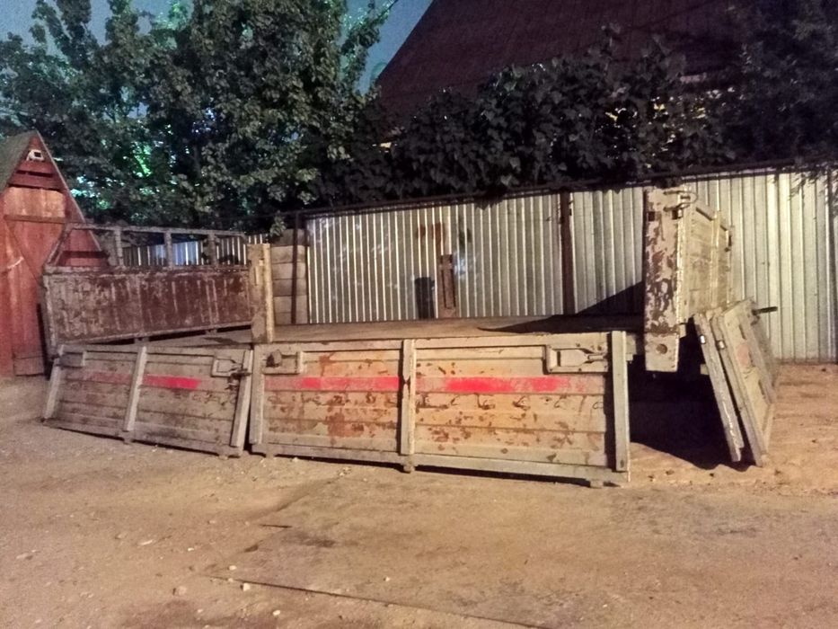 Бортовой кузов на гузовой