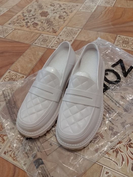 Срочно продам туфли мужские