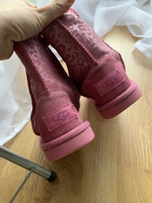 UGG fetite marimea 30