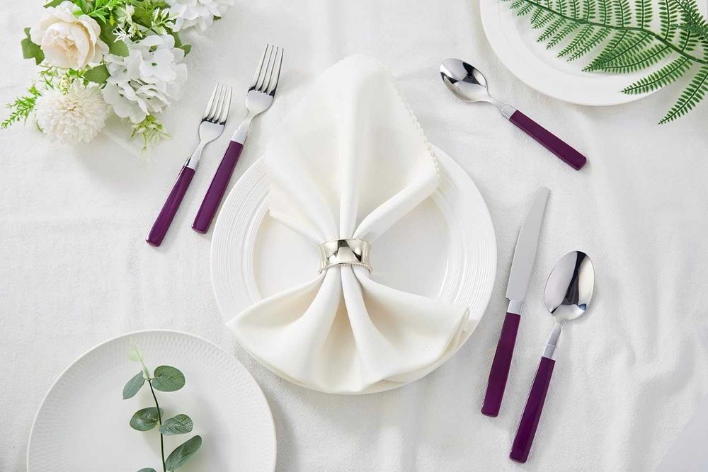 Комплект прибори от неръждаема стомана с лилави дръжки – 20 части